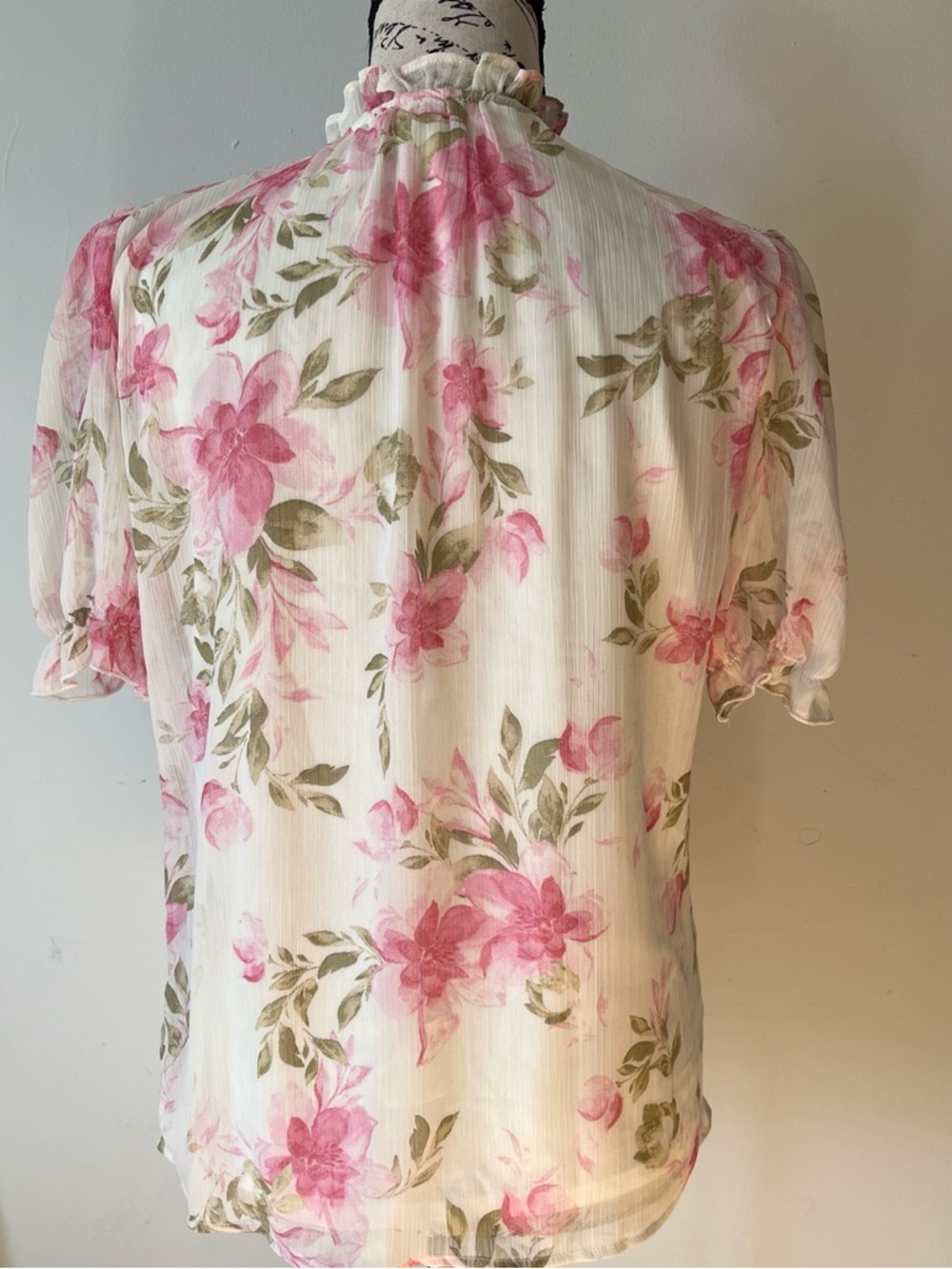 Pink shirt - Picture 6 of 11